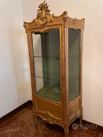 Vetrina stile Luigi XV