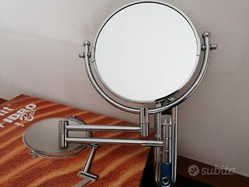 Specchio ingranditore da parete