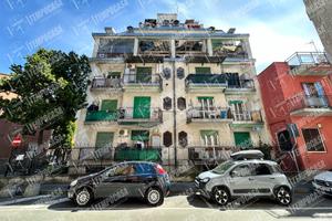 QUADRILOCALE DA PERSONALIZZARE!!