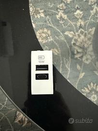 Caricatore usb A e C Bticino