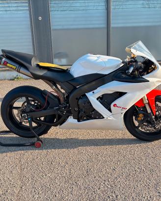 YAMAHA R1 2004