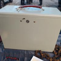 cassetta portadocumenti metallo vintage