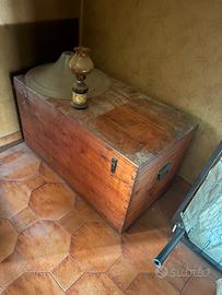 Baule in legno meta’ novecento