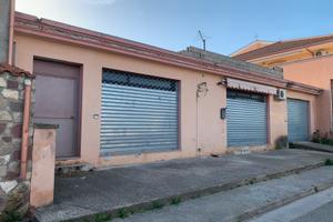 Area edificabile + locali comerc e scantinato