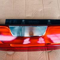 Fanale posteriore destro Fiat Doblo