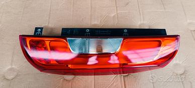 Fanale posteriore destro Fiat Doblo