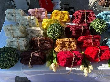 Clutch bag fatte a mano