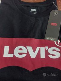 t shirt levis