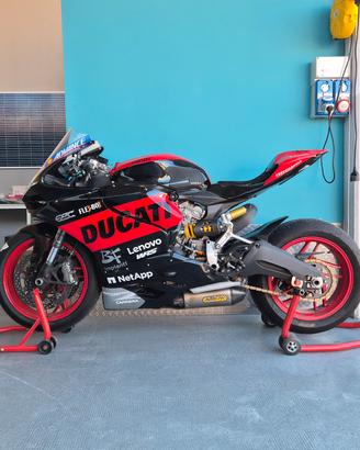 DUCATI PANIGALE 899 PRONTO PISTA