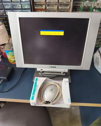 Monitor da 15 pollici per pc con mouse
