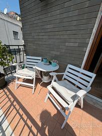 Set arredo balcone: 2 sedie + tavolino