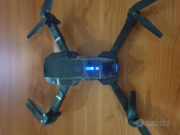 Drone pieghevole E88 Pro WiFi FPV Fotocamera HD
