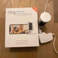 Ring  – Telecamera di sicurezza WiFi da interno