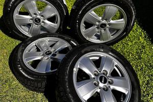 Cerchi e gomme Mini