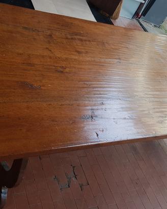 tavolo in legno