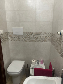 Singola con bagno ragazze Viale Marconi Pescara