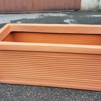 Vaso rettangolare in RESINA VETRO e anima in ferro