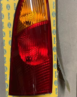 2 fanali posteriori  Ford Focus 1 serie berlina