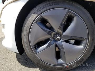 Copri cerchi model 3 nuovi