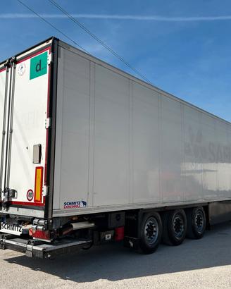 Semirimorchio Schmitz frigo con sponda