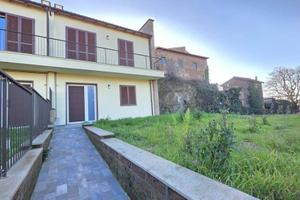 Villetta a schiera di 135 m² con più di 5 locali a