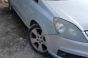 opel zaffira  1900 td