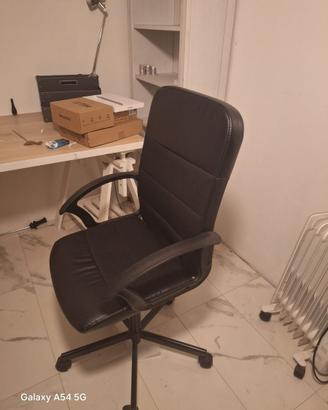 SEDIA ERGONOMICA UFFICIO/SCIVANIA IKEA