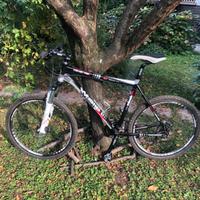 Mountain Bike - Whistle Miwok 1162D 