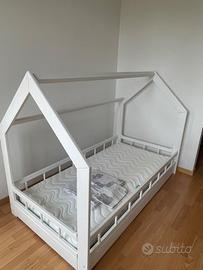 Letto montessori con materasso