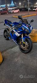 r1 2004