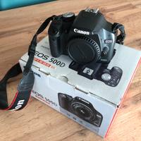 Canon eos 500d con obiettivi