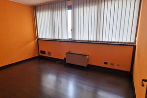 Padova - zona industriale est - uffici luminosi