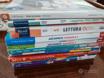 libri scuola secondaria Leverano 