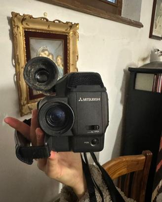 Videocamera mitsubishi