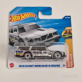 Hotwheels Volvo 240 drift wagon