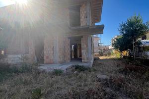 Rif. 356 baia verde 65.000,00 immobile rustico vi