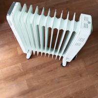 Stufetta elettrica ad olio, usata pochissimo.