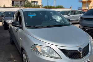 Lancia Ypsilon 1.3 MJT 16V 95 CV 5 porte S&S Gold 
