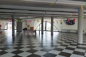 Elegante salone commerciale da 375mq