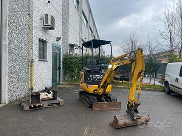 Mini Escavatore Komatsu Pc 14 + Martello