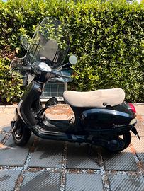 Vespa lx 150
