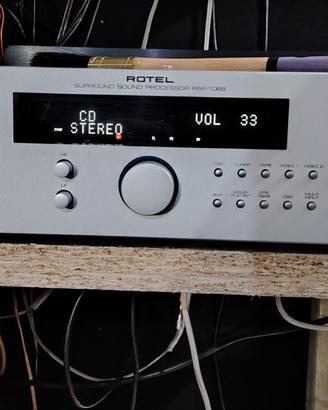 Rotel preamplificatore audio video +2 telecomandi