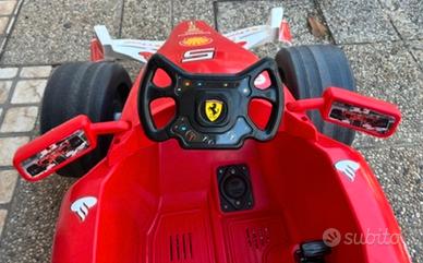 AUTO ELETTRICA FERRARI
