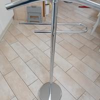 Appendiabiti da camera 