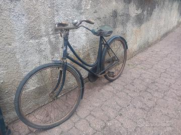 bicicletta d epoca restaurata in meccanica 