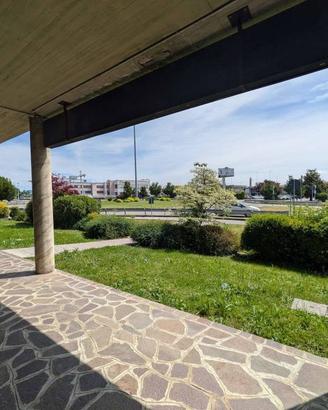 Immobile di 118 m² con 4 locali a Trezzano Rosa