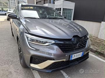Renault Arkana 2021 1.6 E-Tech full hybrid E-...