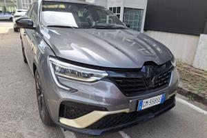 Renault Arkana 2021 1.6 E-Tech full hybrid E-...