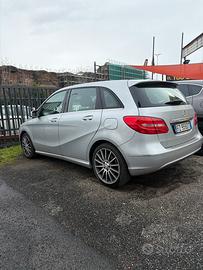 Mercedes classe B 180 cdi  AMG