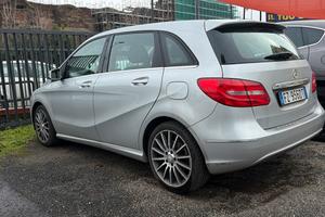 Mercedes classe B 180 cdi  AMG